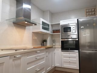 Alquiler Piso  Calle san josé. Alquiler piso en los alcazares , ideal persona sola o pareja . l
