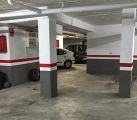Parking voiture  Carrer del congrés