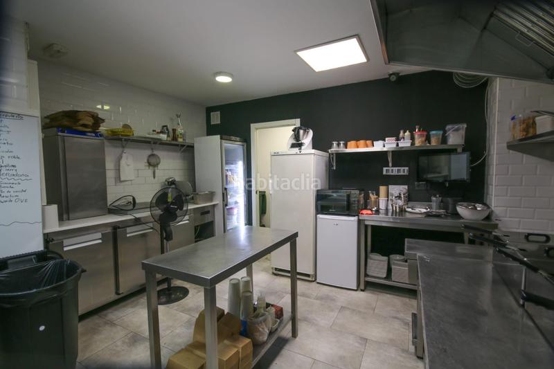 Foto a825a808-3449-4bae-b900-bb5256770a13. Alquiler local comercial en El Clot Barcelona