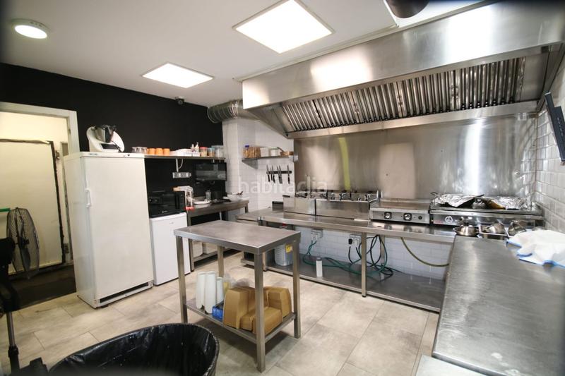 Foto fcf6cc62-44f4-4ea7-a72f-a28d0889c2a0. Alquiler local comercial en El Clot Barcelona