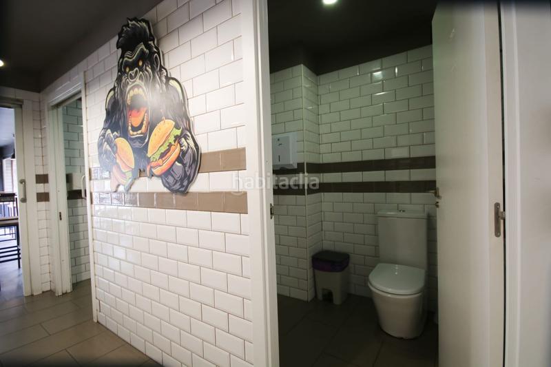 Foto c001e217-9e47-4426-a74f-be1f29e46a73. Local comercial en El Clot Barcelona