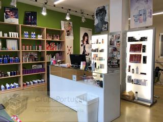 Pas-de-porte Local commercial à Peñagrande. Traspaso de peluquería en el pardo, fuencarral  madrid.