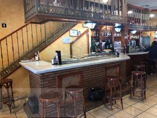 Local Comercial en Las Castañeras - Bulevar