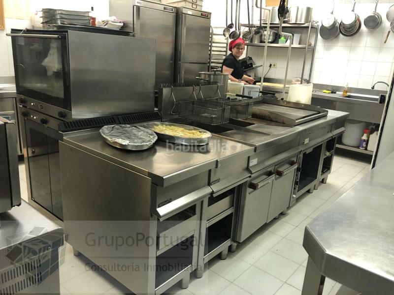 Foto dc8963d3-e1ec-40f3-a51a-7d4927d793f9. Traspàs local comercial a Las Castañeras - Bulevar Arroyomolinos