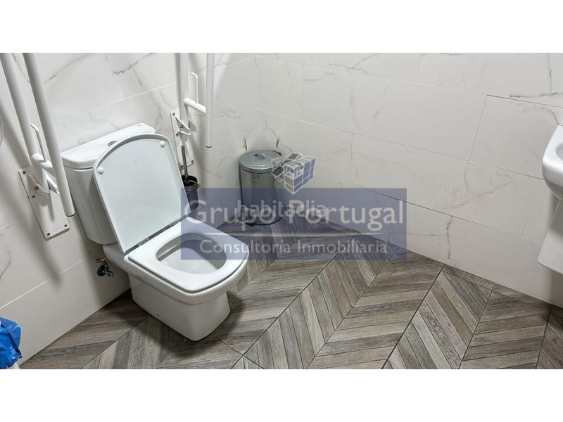 Foto e67ac68f-6384-4906-b4c9-18bf140619ad. Lloguer local comercial a Villafontana - Estoril I Móstoles