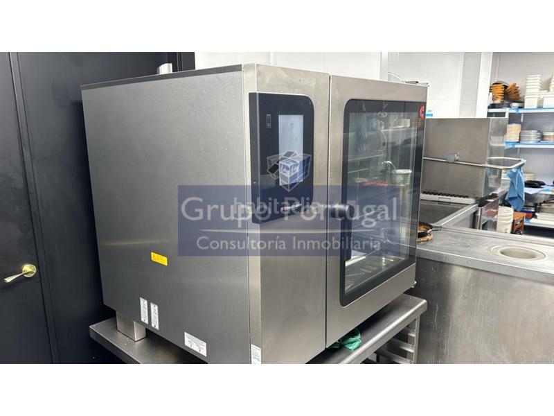 Foto 4b7564bb-fd86-4c25-a5cd-c68ceb2b6768. Rent business premise in Sector S Boadilla del Monte