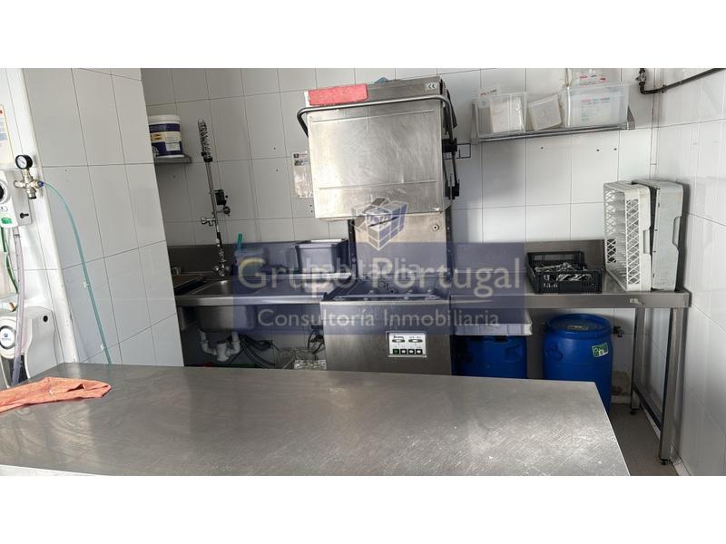 Foto 63e9a334-a409-46ae-a035-23f43d6ed8c0. Lloguer local comercial a Valderas-Los Castillos Alcorcón