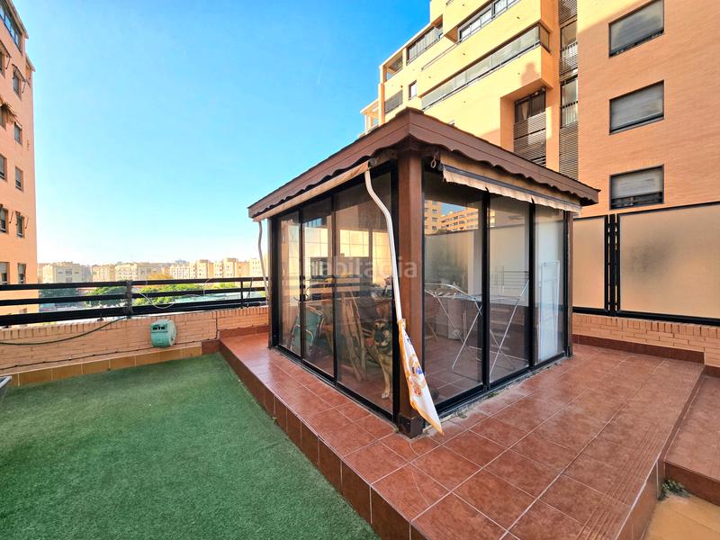 Foto cd30e9c4-4f46-41fa-adc7-9fb3ed9cf0e5. Piso terraza de 90m2 - 3 dormitorios - 2 baños en Alicante