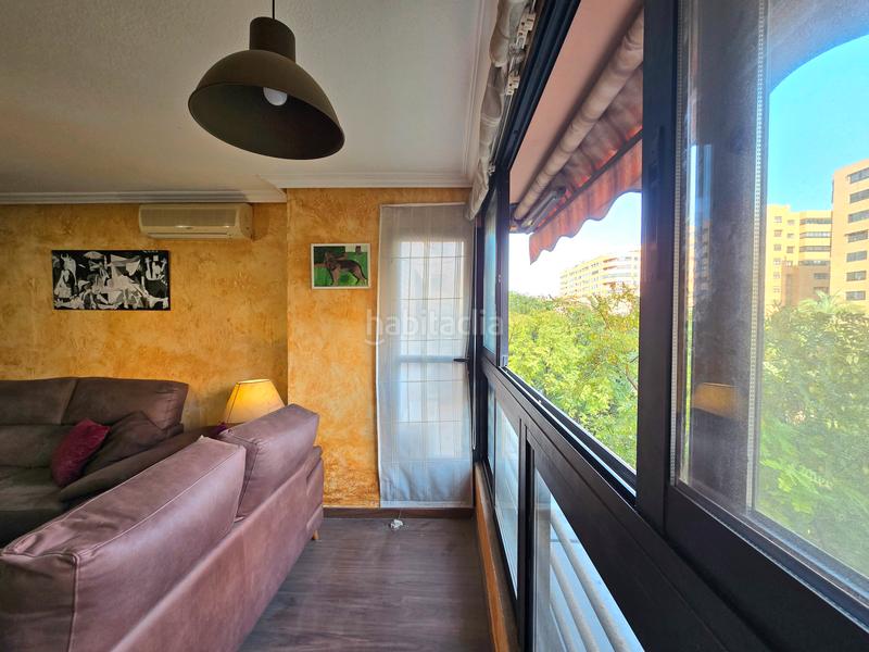 Foto d34d47af-aeaa-4047-88aa-e60b8b22b756. Piso terraza de 90m2 - 3 dormitorios - 2 baños en Alicante