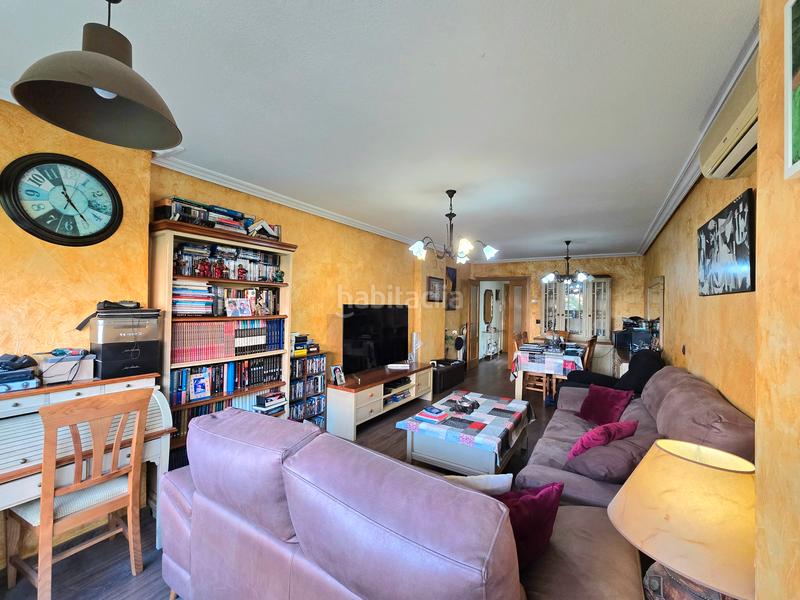 Foto d92e5c08-7e90-4ec0-9716-b98213ad08ea. Piso terraza de 90m2 - 3 dormitorios - 2 baños en Alicante