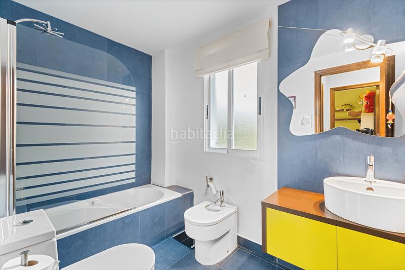 Foto da8d1eec-3013-4c3a-8fe1-aa08d1501691. Chalet con camino riscaldamento parcheggio piscina in Mutxamel