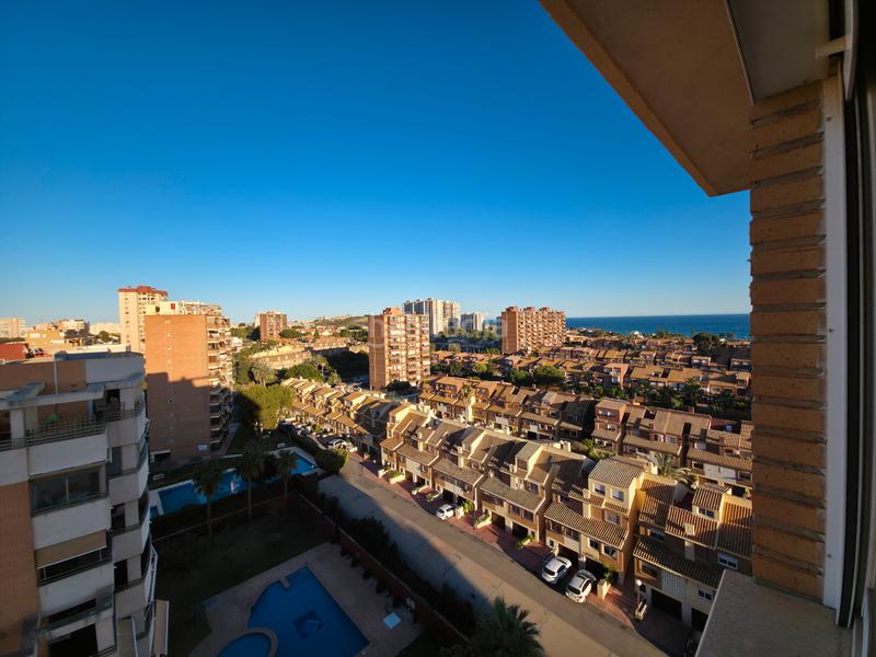 Foto 874e02a1-b459-442a-a6d9-183197b87308. Àtic a calle arpón 6 a Cabo de las Huertas Alicante