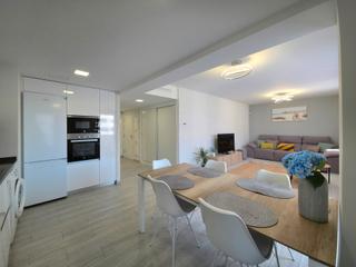 Appartement à Maestro josé garberí serrano 12. Amplio piso de 4 dormitorios en pau5
