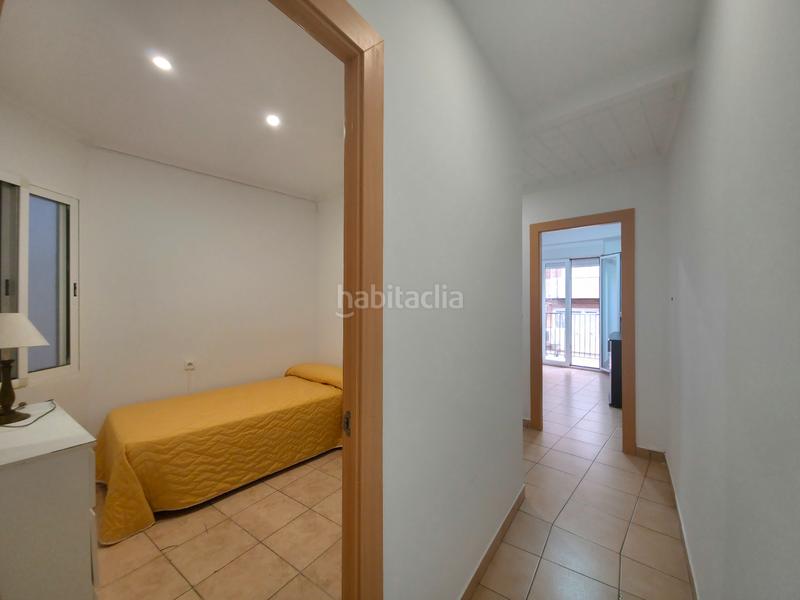 Foto 22035b4e-cdfc-437c-9951-a710a46aab0b. Piso en carrer navas 16 piso con terraza y patio en Alicante