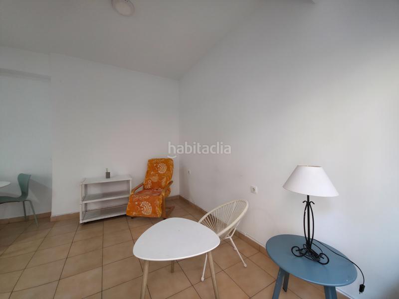 Foto cfc343d3-bb90-4086-b60a-843141c66b04. Piso en carrer navas 16 piso con terraza y patio en Alicante