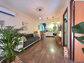 Appartement à Calle alcalá galiano 51. Amplio piso de 4 dormitorios , con ascensor