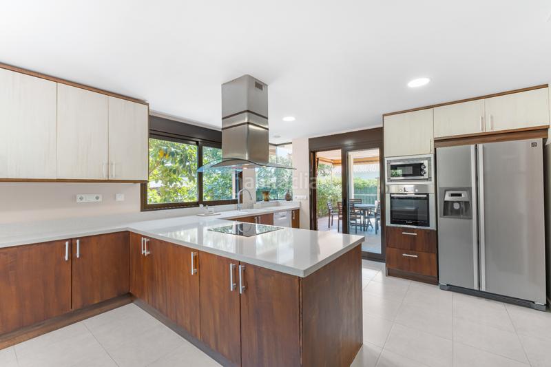 Foto 06a9128b-0dde-43dc-a0a7-9422b23cdd42. Xalet a avinguda de cova del llop marí 37 a Pueblo Español-Coveta Fumá Campello (el)