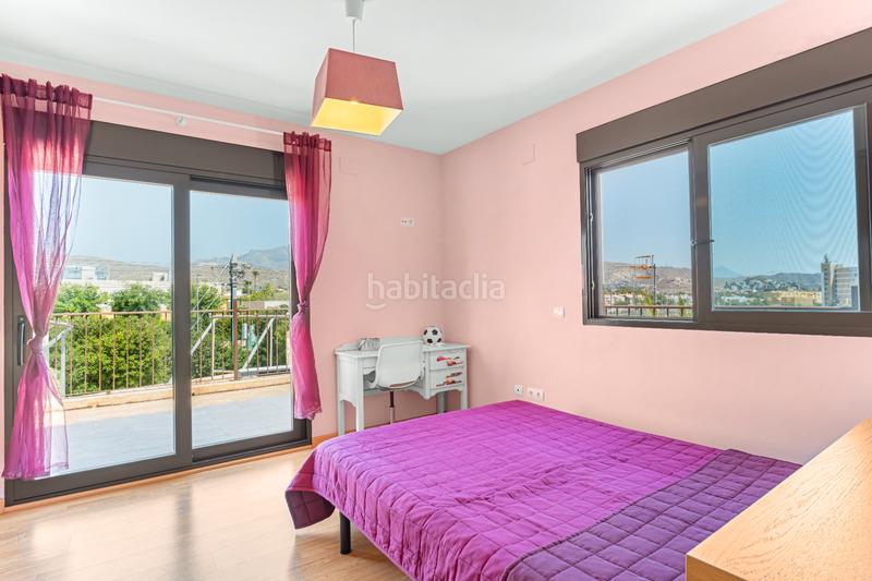 Foto 0fc7c0a1-2b12-4b75-bcdc-bcba7614358e. Xalet a avinguda de cova del llop marí 37 a Pueblo Español-Coveta Fumá Campello (el)