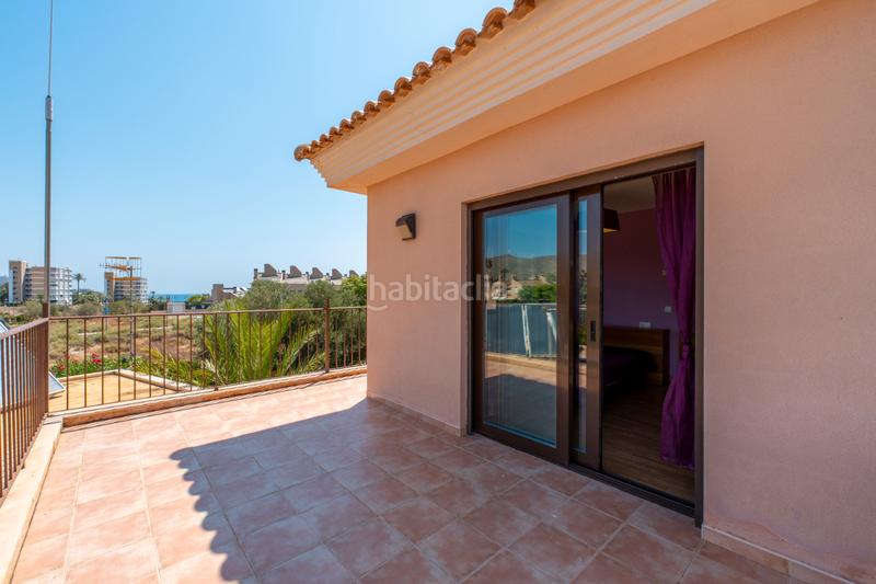 Foto 220852b8-2f70-4cb6-a8df-d905660b22e4. Xalet a avinguda de cova del llop marí 37 a Pueblo Español-Coveta Fumá Campello (el)