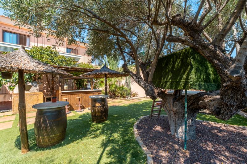 Foto 2413dc02-5de4-4210-b5a5-5bc0bffcf07d. Xalet a avinguda de cova del llop marí 37 a Pueblo Español-Coveta Fumá Campello (el)