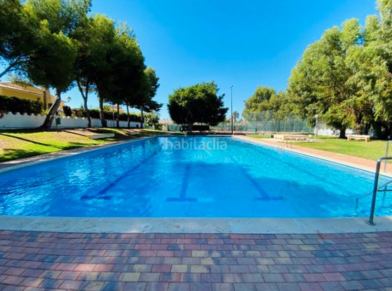 Foto 88538c22-d2de-4c64-ad7a-e94098971657. Xalet a avinguda de cova del llop marí 37 a Pueblo Español-Coveta Fumá Campello (el)