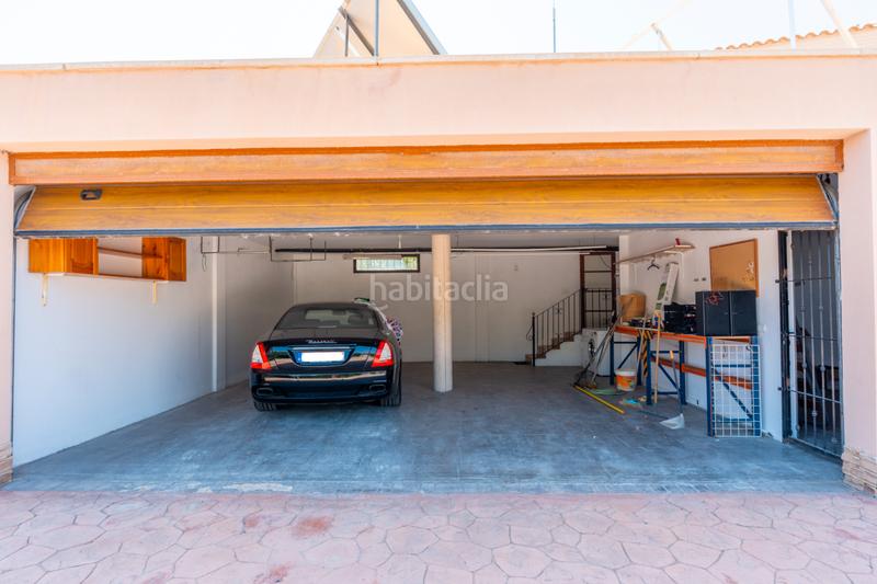 Foto d9127666-fe7a-4932-88b0-5e73a5c6fab9. Xalet a avinguda de cova del llop marí 37 a Pueblo Español-Coveta Fumá Campello (el)