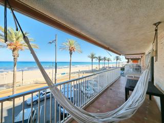 Affitto Appartamento  Avenida jaime i el conquistador 66. Amplio piso con vistas frontales al mar