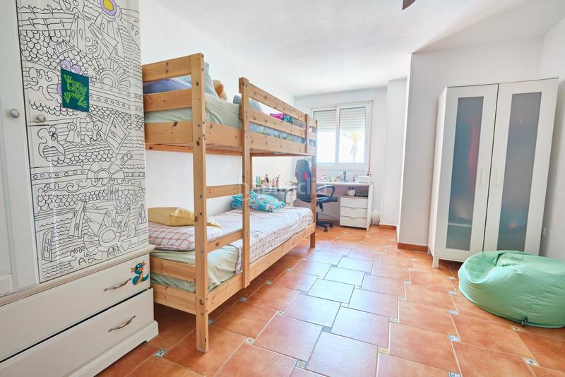 Foto 30ca78e0-5f9e-452e-8dc1-094ca14498b7. Lloguer pis a avenida jaime i el conquistador 66 a Campello (el)