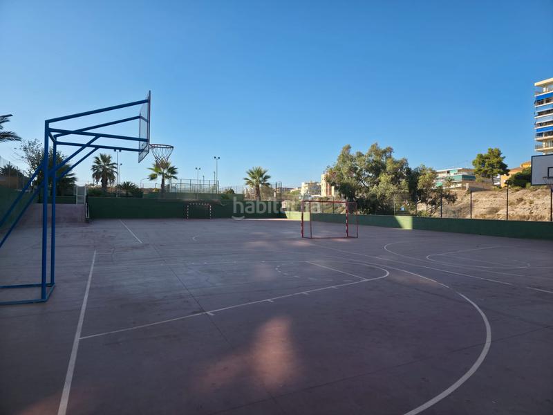 Foto cdb5f126-eabc-4958-9d1d-44cefff64608. Lloguer pis a avenida jaime i el conquistador 66 a Campello (el)