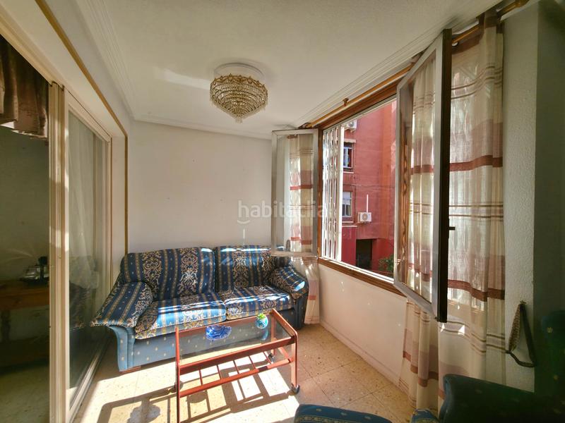 Foto 1cfe7ef8-0ee2-44b5-983d-a478e0571348. Appartamento in calle de la primavera 22 in Carolinas Altas Alicante