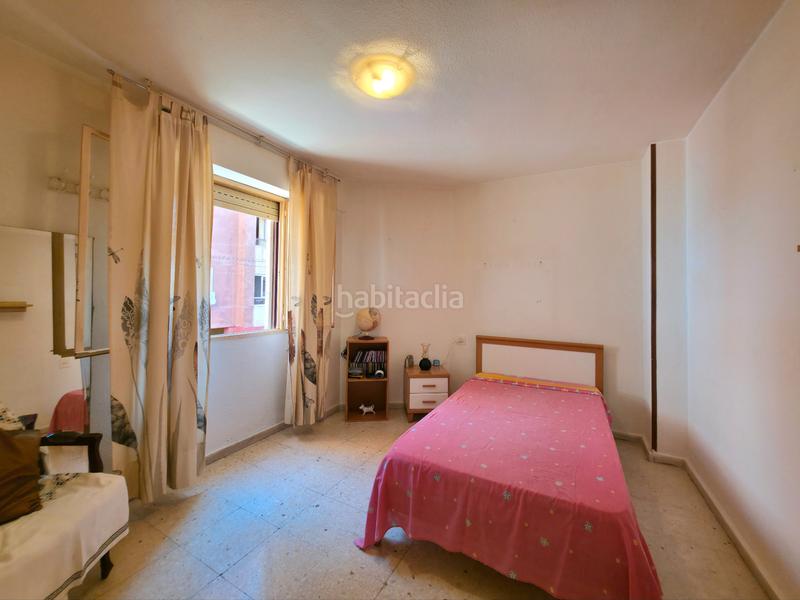 Foto 21596848-56d2-4ca6-b9ef-3ab665709c06. Appartamento in calle de la primavera 22 in Carolinas Altas Alicante