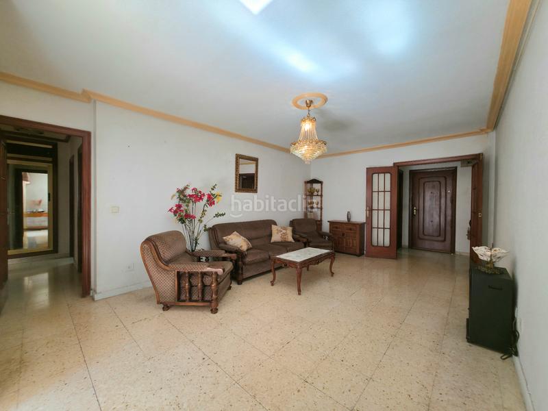 Foto 65e2df56-44ca-4be4-b3e7-38b16dba564e. Appartamento in calle de la primavera 22 in Carolinas Altas Alicante