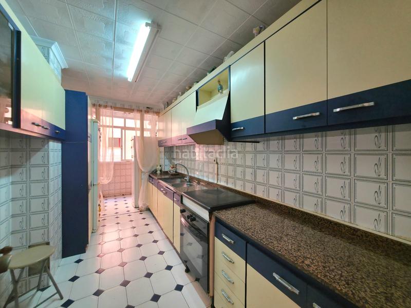 Foto 683f6546-e154-4dff-bac8-3e1690b52913. Appartamento in calle de la primavera 22 in Carolinas Altas Alicante