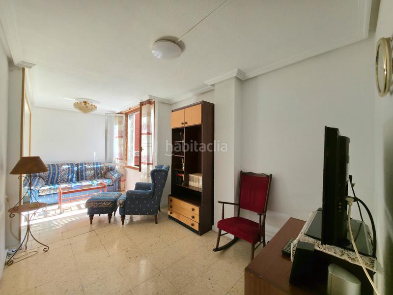 Foto 8acbc7f0-64e5-4dd6-8b5a-d029bb9c2c38. Appartamento in calle de la primavera 22 in Carolinas Altas Alicante