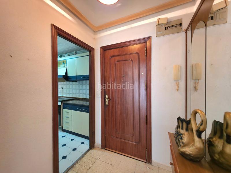 Foto c8b3e5ea-6cfb-4d98-b546-a5feecba1dcb. Appartamento in calle de la primavera 22 in Carolinas Altas Alicante