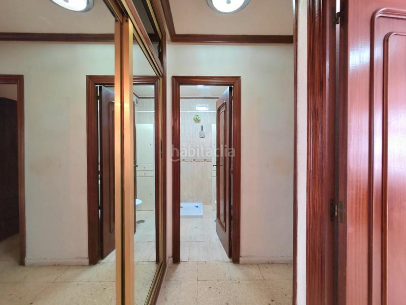 Foto db2b85a5-7dfe-429e-a7b8-72ed36793d80. Appartamento in calle de la primavera 22 in Carolinas Altas Alicante