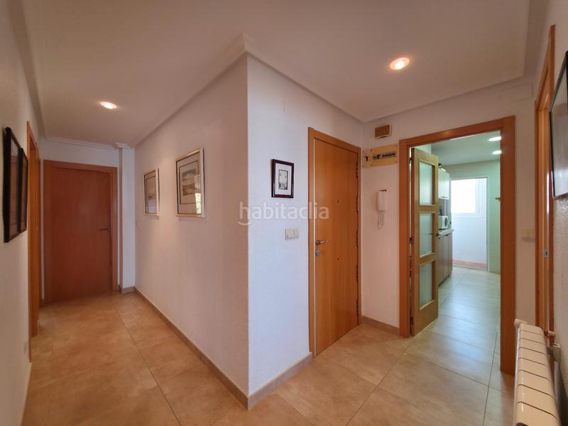 Foto 8209f9ee-fc66-46f6-a460-faf071e16cd6. Penthouse in avenida san bartolome tir 22 in Los Arenales del Sol Elche / Elx