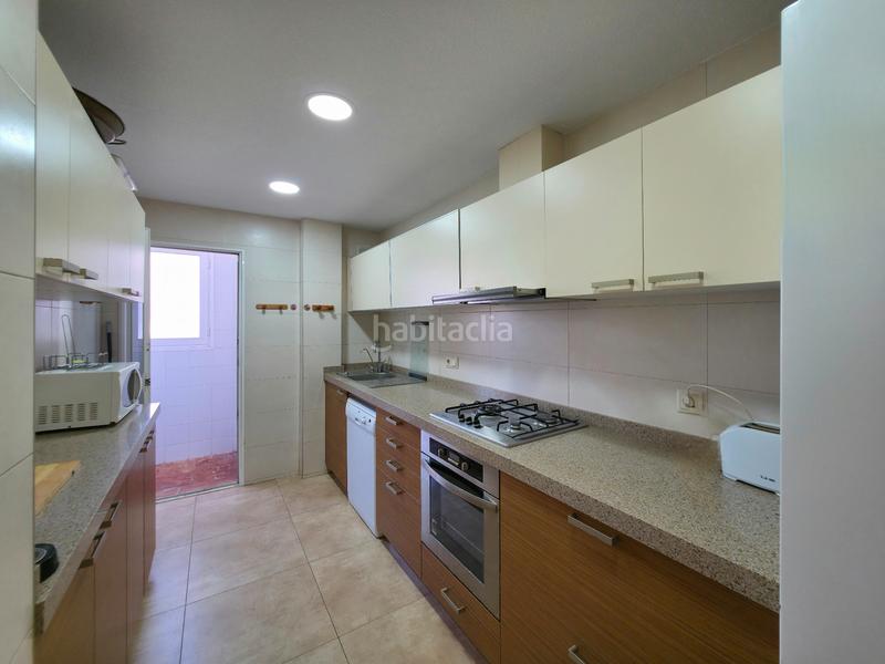 Foto f5545394-449d-4625-baaf-1aaf6e7fc909. Penthouse in avenida san bartolome tir 22 in Los Arenales del Sol Elche / Elx