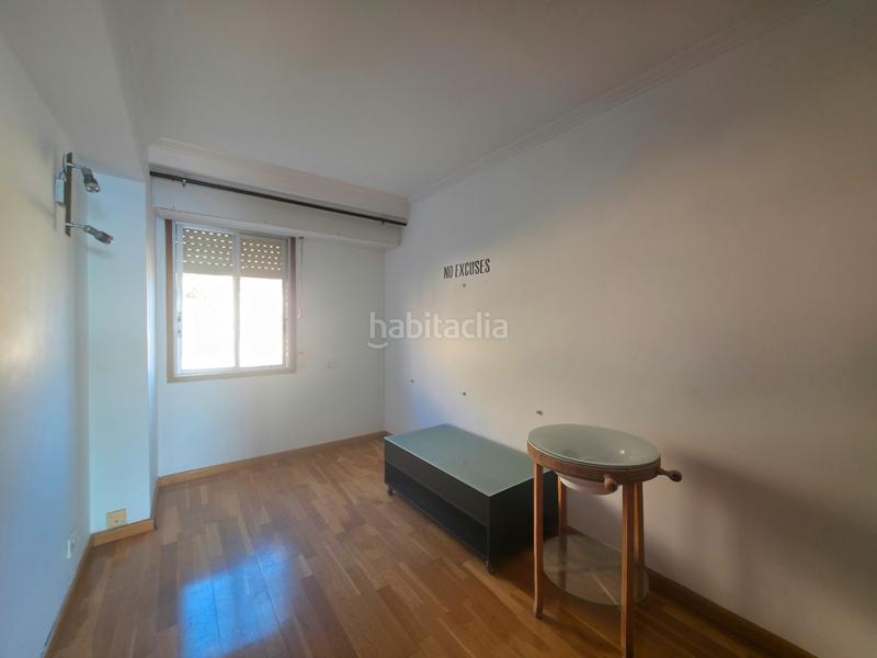 Foto 3cede567-4445-4066-b1f4-30d3d94d620e. Pis a avenida de villajoyosa 103 a Albufereta Alicante