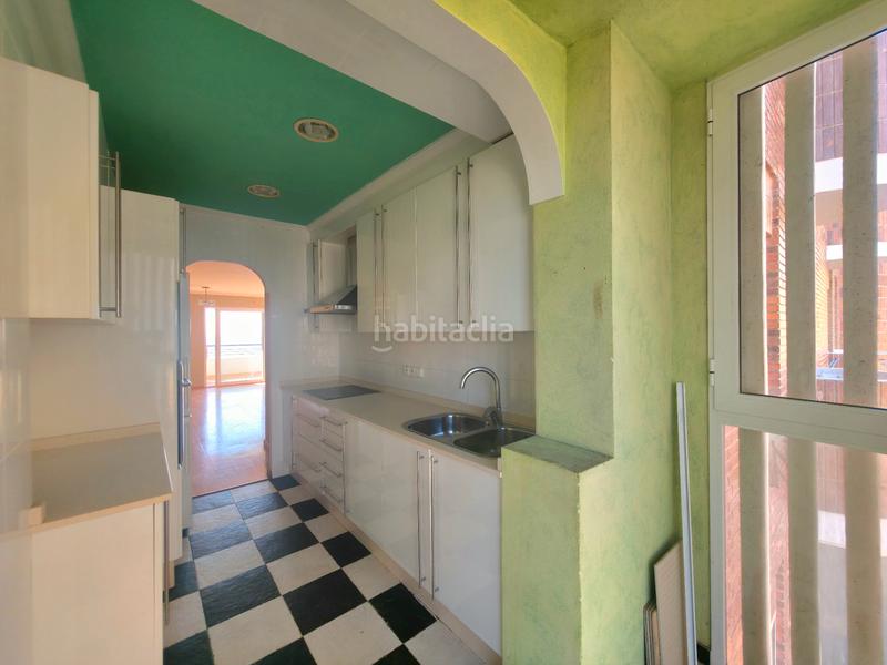 Foto b0ba8dc6-728e-45bc-bb11-8d0c3e2309ce. Pis a avenida de villajoyosa 103 a Albufereta Alicante