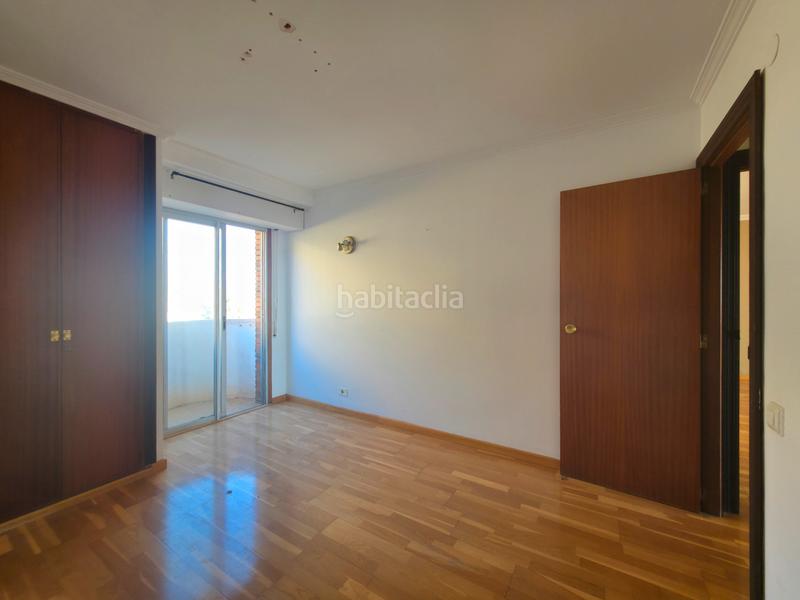 Foto dd129277-a749-4724-b90b-ed53c40d66c3. Pis a avenida de villajoyosa 103 a Albufereta Alicante