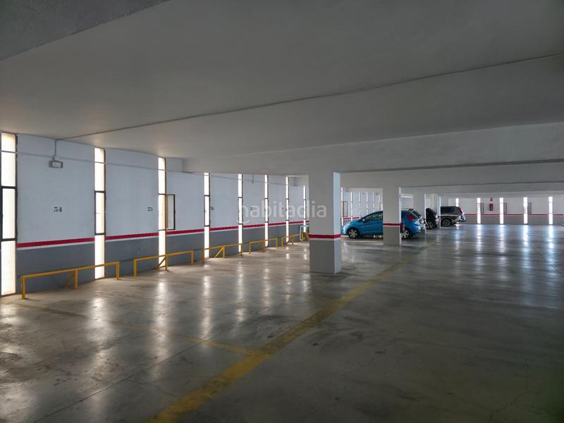 Foto fa2ad7ab-fea9-45a7-bbef-7223e8871a17. Pis a avenida de villajoyosa 103 a Albufereta Alicante