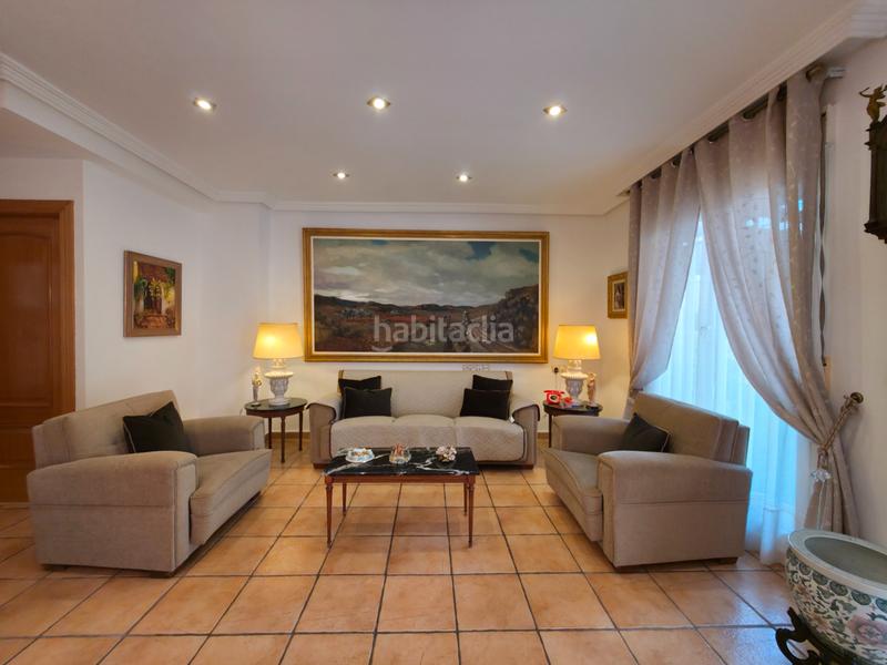 Foto 10da5909-6cf2-4d10-8025-5575873c7164. Casa a schiera in avenida pintor pérez gil 33 in Alicante golf Alicante