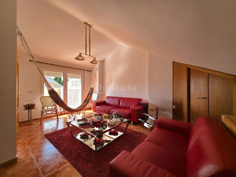 Foto 3885b26d-9d9f-44f6-b3f0-113815b8f179. Casa a schiera in avenida pintor pérez gil 33 in Alicante golf Alicante