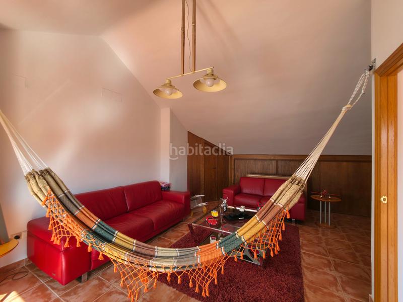 Foto 5ea604e5-02f0-4092-9ddc-a777f40b4c13. Casa a schiera in avenida pintor pérez gil 33 in Alicante golf Alicante