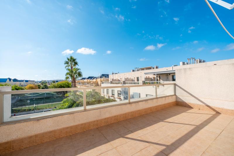 Foto 7aff108d-84fb-409c-a441-74d5e569487d. Casa a schiera in avenida arquitecto félix candela 30 in Alicante