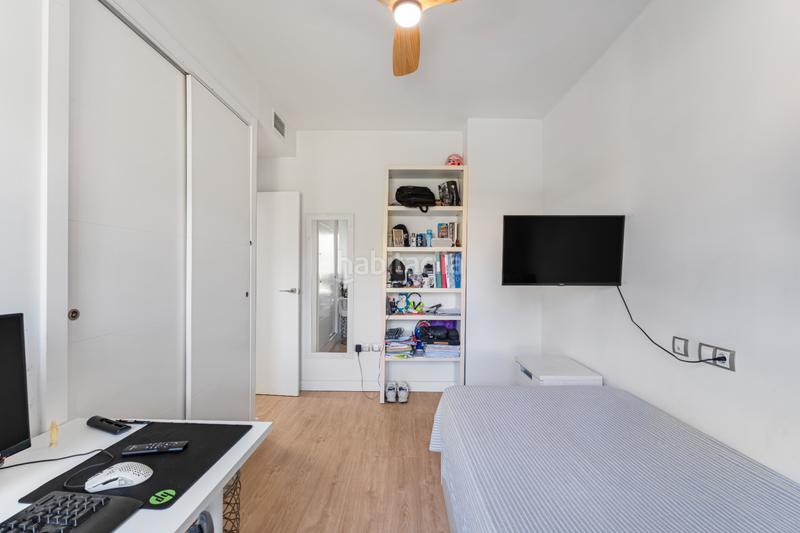 Foto 9cf0fc24-ad7f-4972-a3f1-4d664d6883c1. Casa a schiera in avenida arquitecto félix candela 30 in Alicante