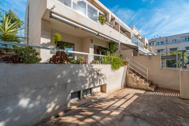 Foto b2400813-67ea-4365-8f29-089492308d06. Casa a schiera in avenida arquitecto félix candela 30 in Alicante