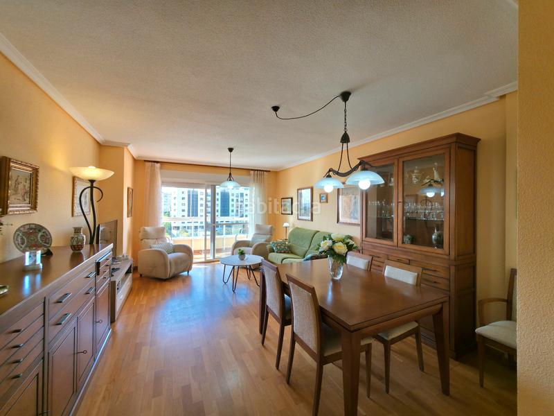 Foto 0382340f-fcc0-4691-82c2-848249fcde7f. Pis a carrer nadadora carmen soto 10 a Babel Alicante