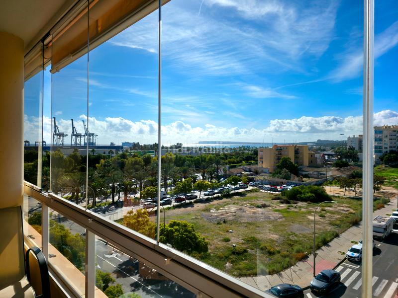 Foto 799b6025-f9fa-46fd-a8ec-1ee29c2b2036. Pis a carrer nadadora carmen soto 10 a Babel Alicante